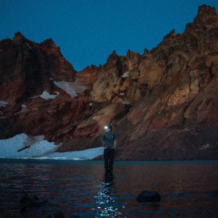 Max McNown - Night Diving (The Cost of Growing Up) (2025) 24-Bit